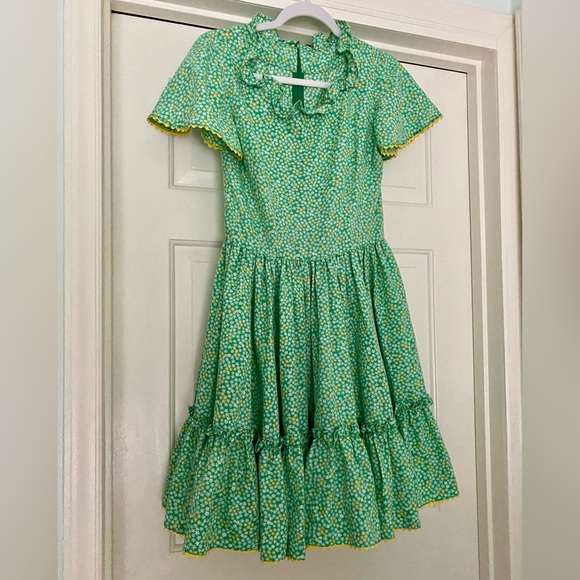 Cottage style prairie dress - Picture 3 of 5